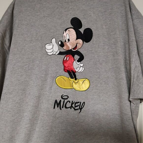 New Vintage Mickey Inc Gray Mickey Mouse Embroidered Gray Shirt Size Adult XXL - Picture 2 of 2